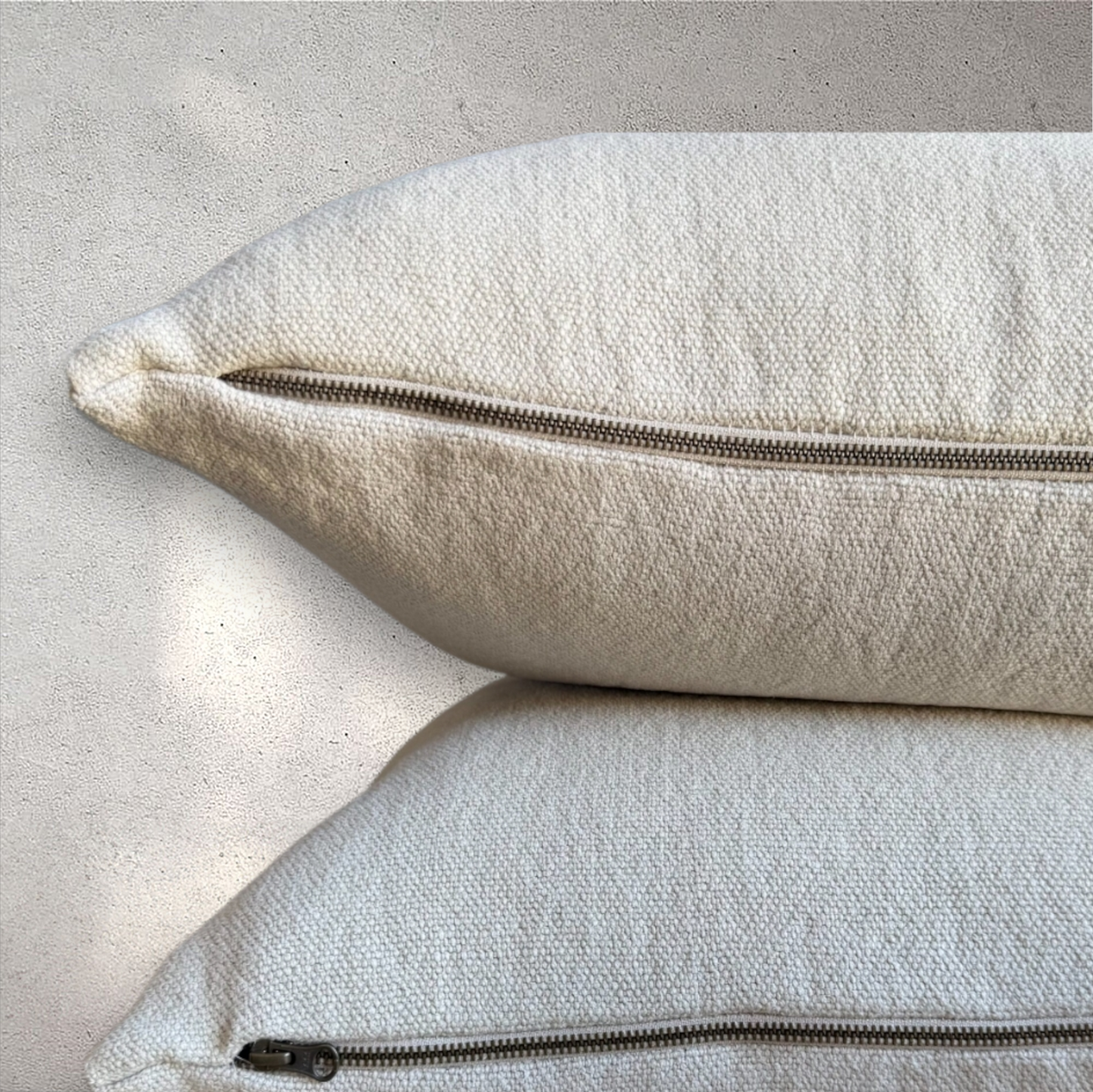 The SOUTENIR  Pillow Ensemble — Hemp